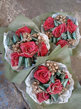 Load image into Gallery viewer, Large Christmas Posies

